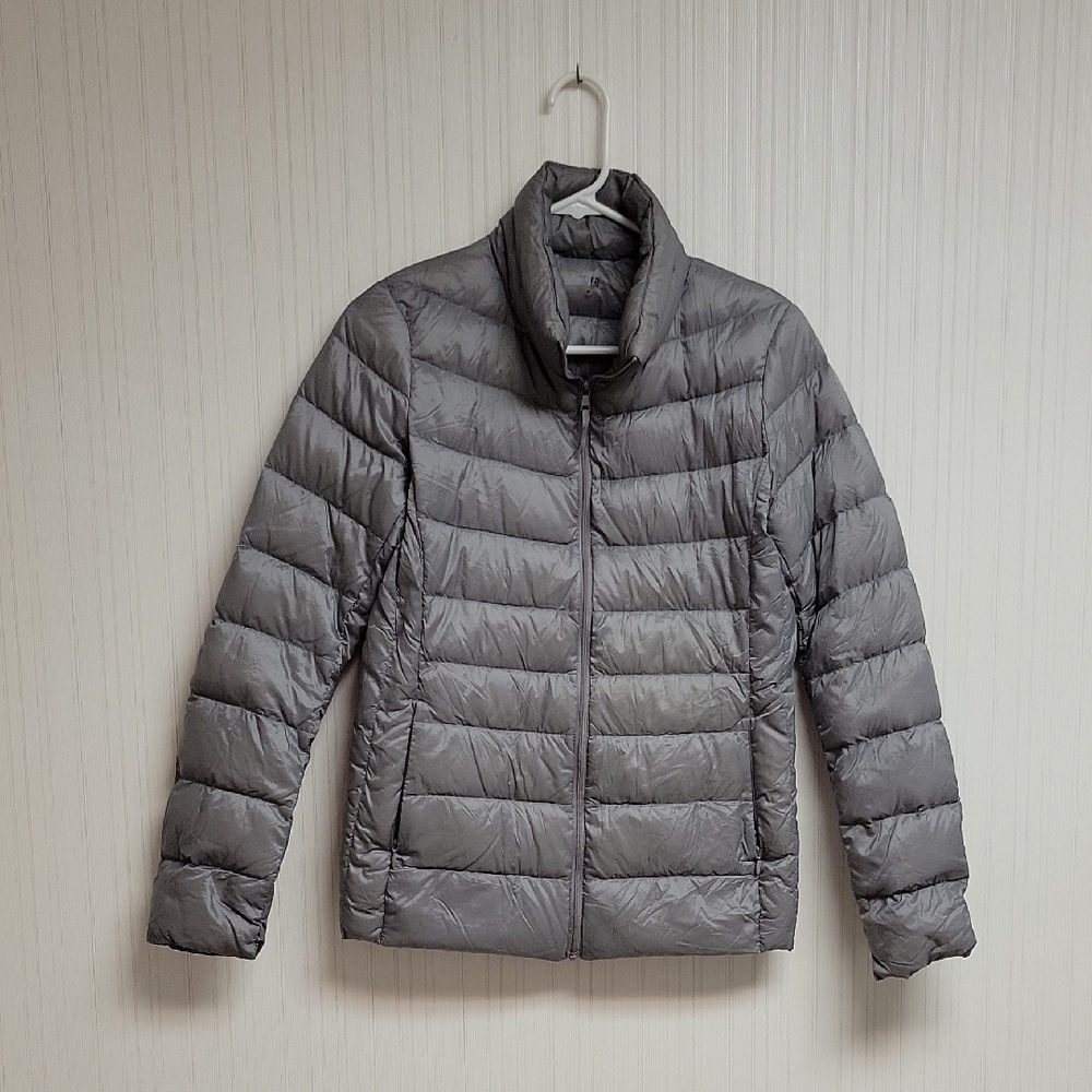 Uniqlo Metallic Gray Ultralight Down Jacket Women's Medium winter